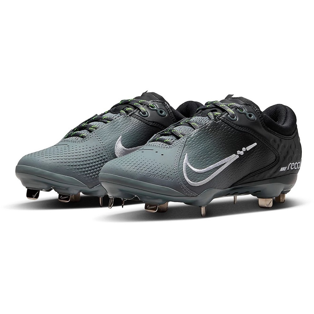 Nike Softball Cleats- hyperdiamond 4 elite Size 8